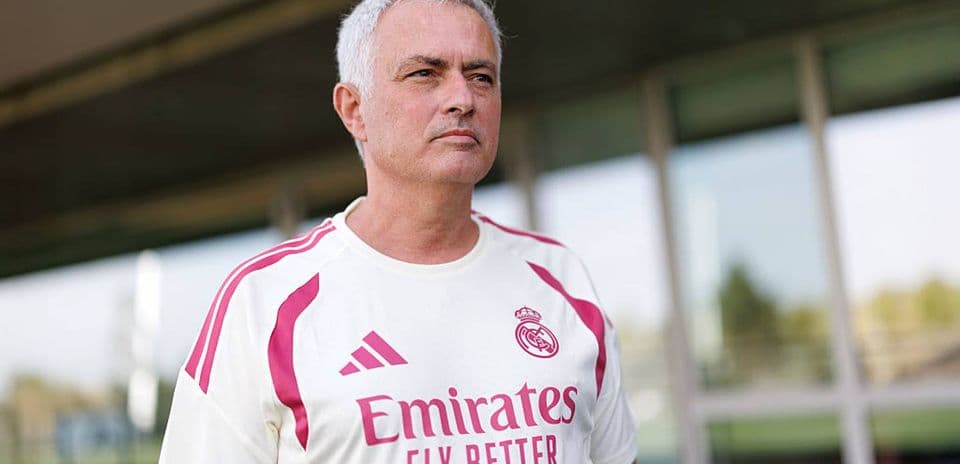 Real Madrid Secures Surprise Striker Carlos Espí in Rapid Transfer
