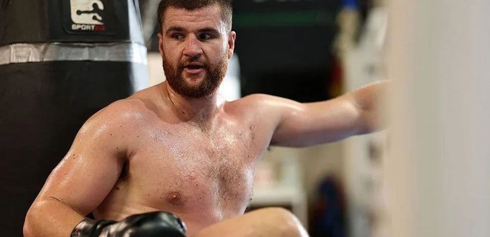Johnny Fisher’s Journey: From Defeat to New Beginnings in Heavyweight Boxing