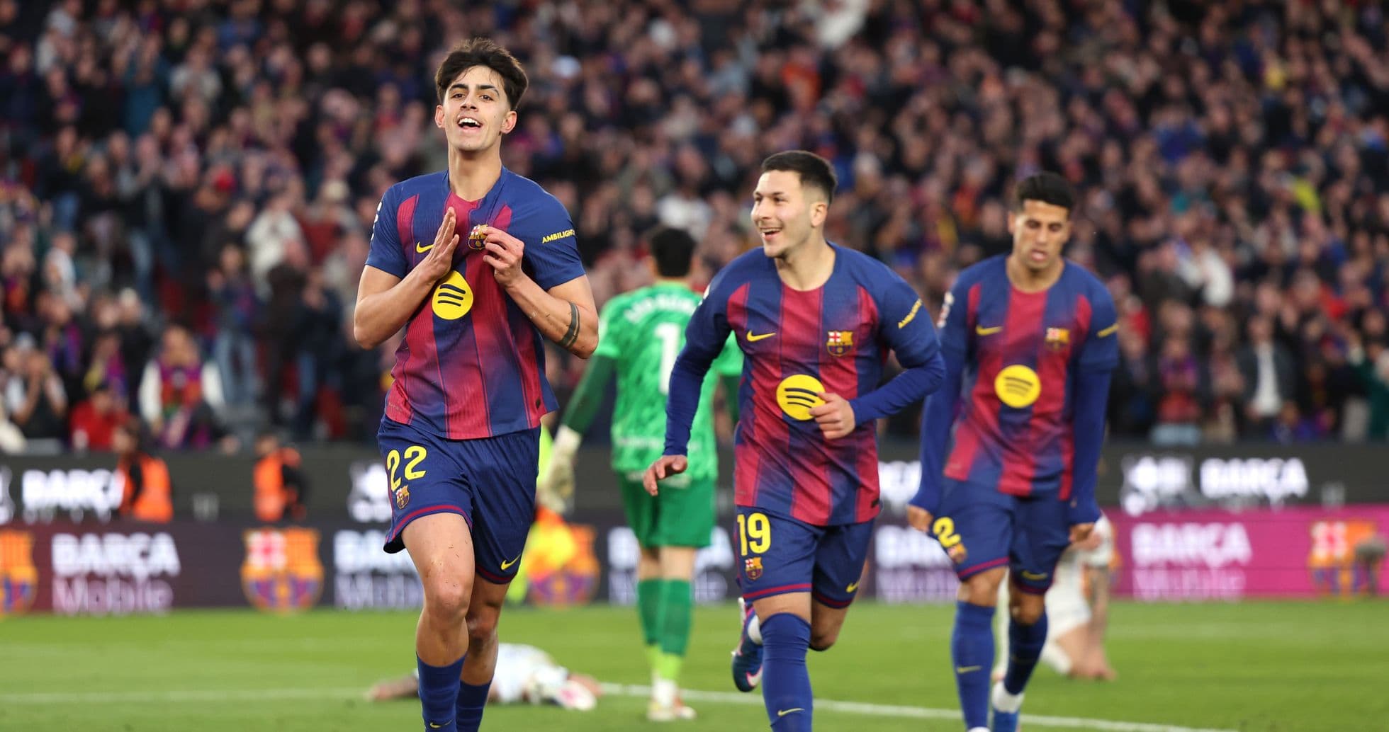Chelsea Take Lead Over Manchester United to Sign Barcelona Midfielder Marc Bernal as Xabi Alonso Plans Enzo Fernandez Replacement