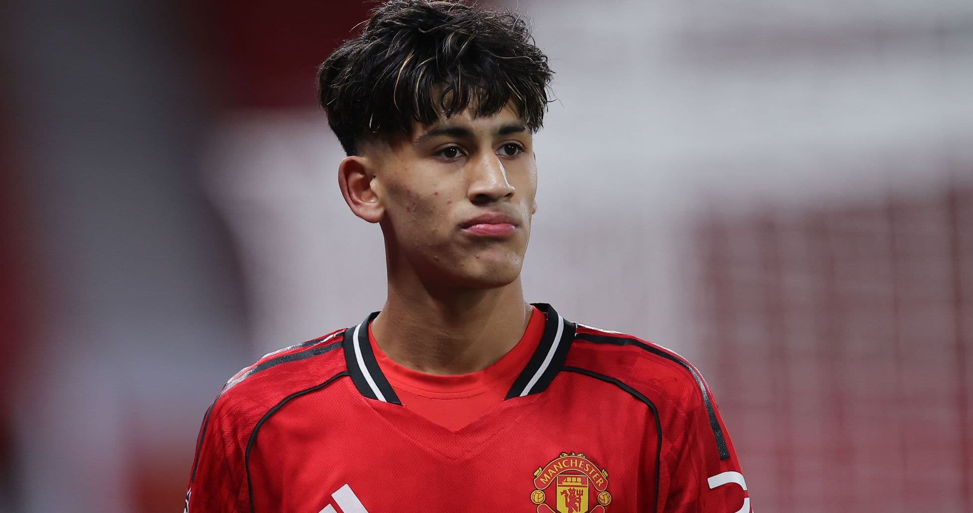Michael Carrick Responds to JJ Gabriel's Transfer Request Amid Interest from Real Madrid and Barcelona