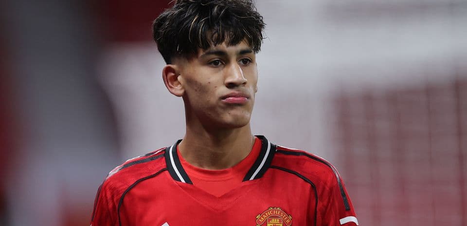 Michael Carrick Responds to JJ Gabriel's Transfer Request Amid Interest from Real Madrid and Barcelona