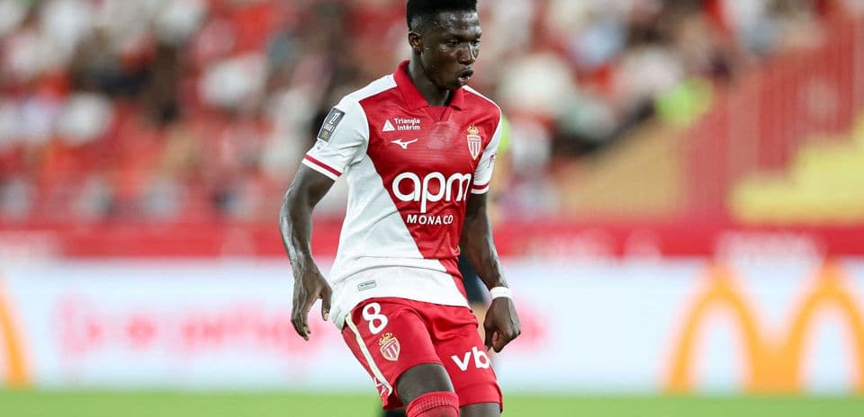 Chelsea Secures Lamine Camara from Monaco as Enzo Fernandez Heads to Manchester City