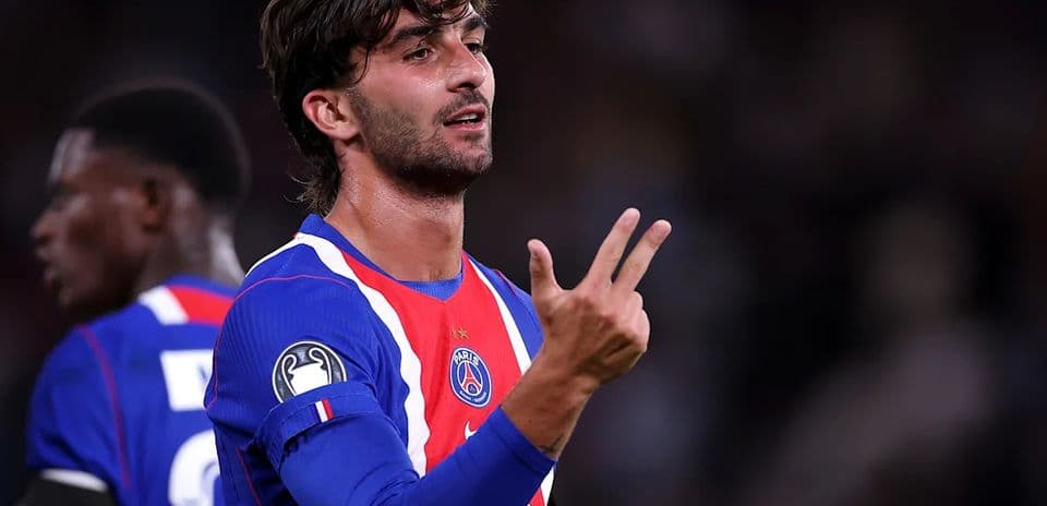 Ferran Torres Shines with Hat Trick as PSG Dominates; Barcelona, Liverpool, Arsenal Win in Champions League Openers