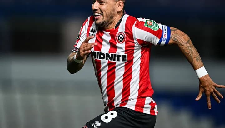 Coventry and Sheffield United Disagree Over Hamer's Fee; West Ham Eyes Former Spurs Forward