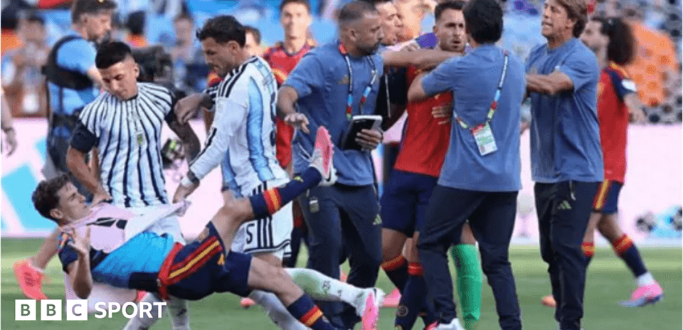 Gavi Says Leandro Paredes Should Not Be Suspended After World Cup Final Clash