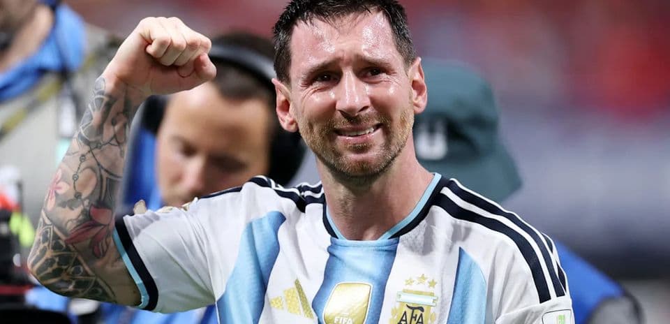 Argentina Narrowly Escape Defeat; Switzerland Advance in World Cup Round of 16