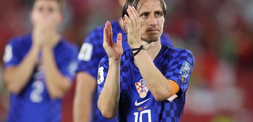 Luka Modric Commits to AC Milan Until 2027