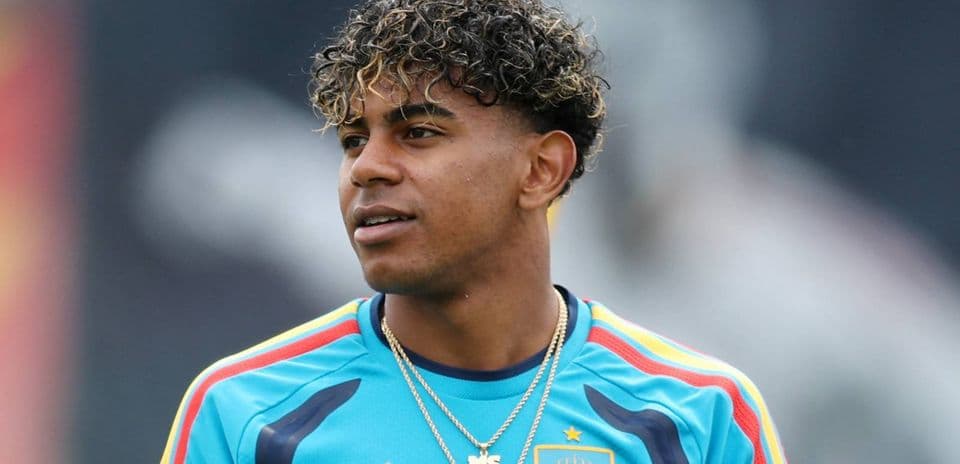 Tottenham Close to Signing Savinho, Eyes on Junior Kroupi for Attack Reinforcement