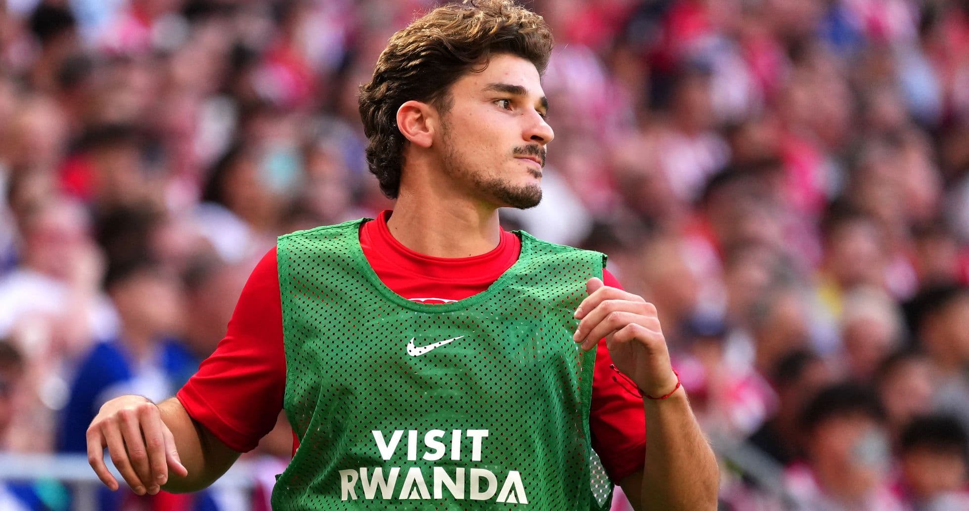 Alan Shearer Backs Arsenal to Sign Julian Alvarez and Boost Premier League Title Chances