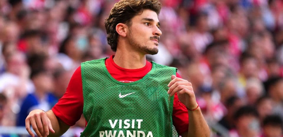 Alan Shearer Backs Arsenal to Sign Julian Alvarez and Boost Premier League Title Chances
