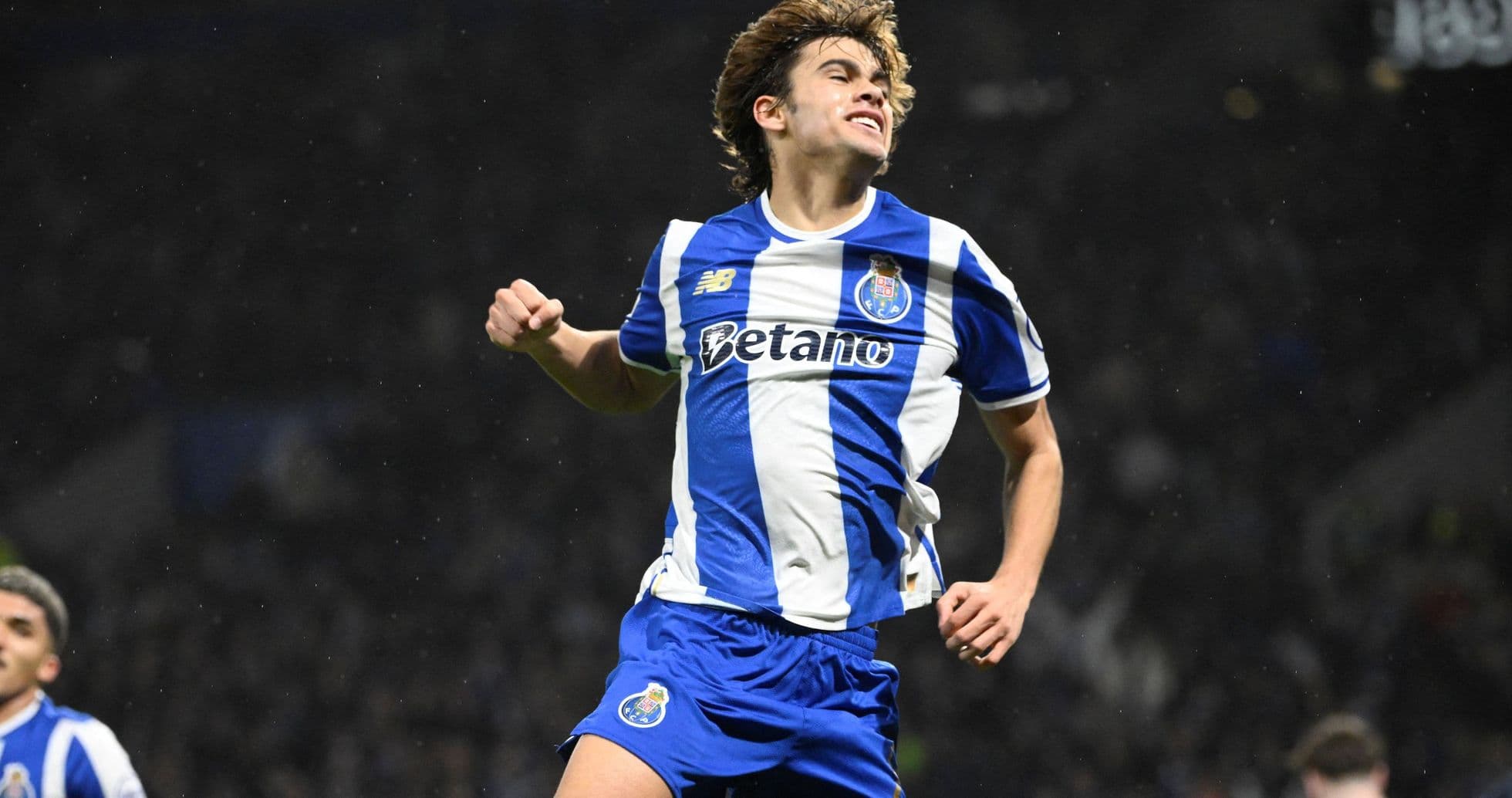 Roma Nears €25M Deal for Porto Winger Rodrigo Mora with €120M Release Clause