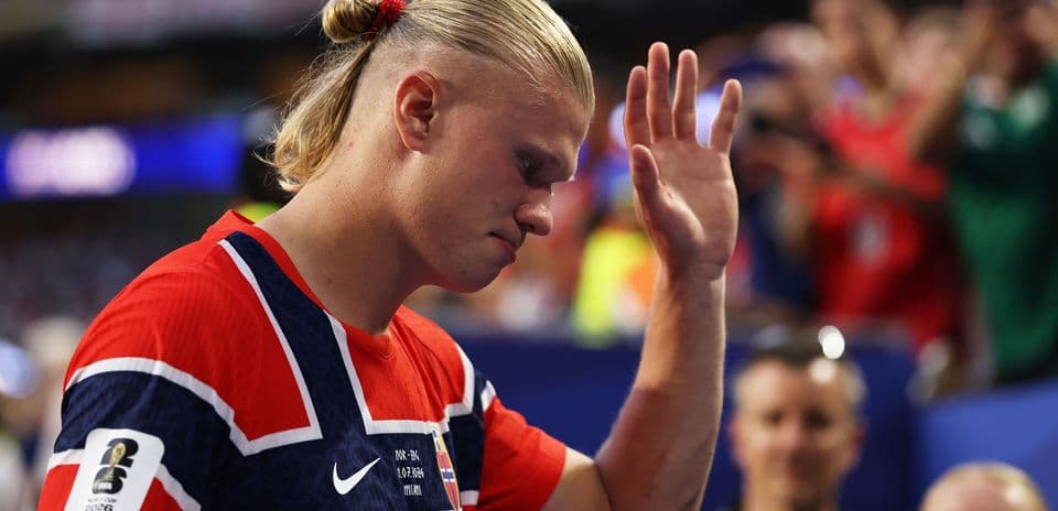 Why Was Erling Haaland Substituted in Norway’s World Cup Quarter-Final Against England?