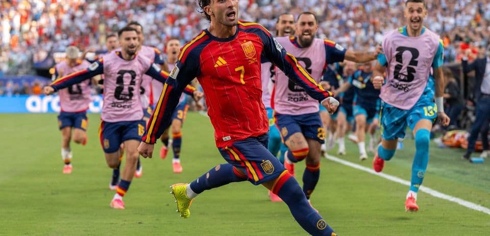 Liverpool Eyes Spain World Cup Star Ferran Torres as Barcelona Contract Nears End