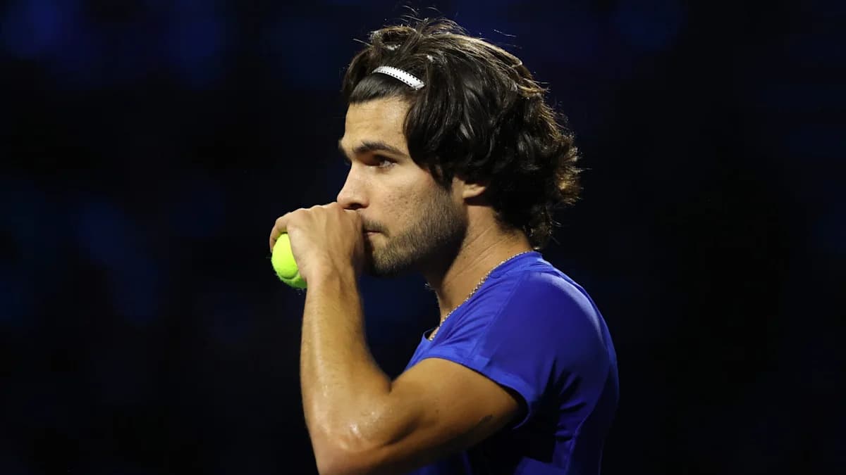Carlos Alcaraz Calls on Tennis Officials to Address Court Conditions After Laver Cup