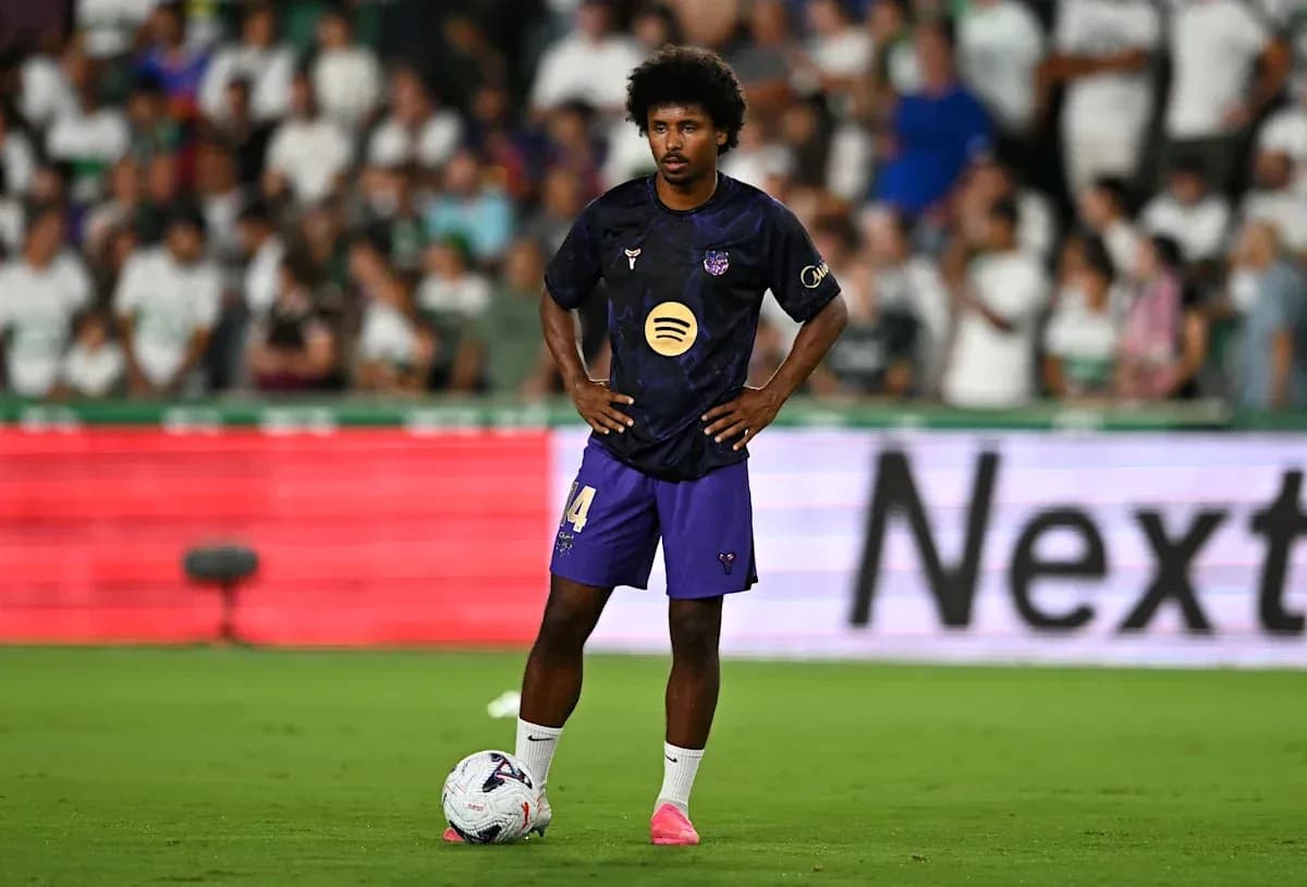 Player preparing for a set piece during match Player preparing for a set piece during match