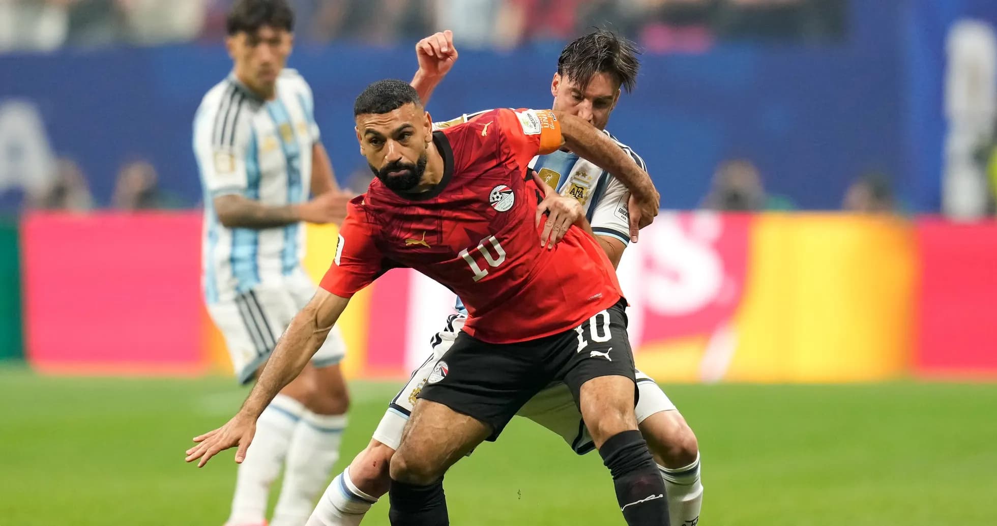 Egyptian player challenged by Argentine opponent during match Egyptian player challenged by Argentine opponent during match