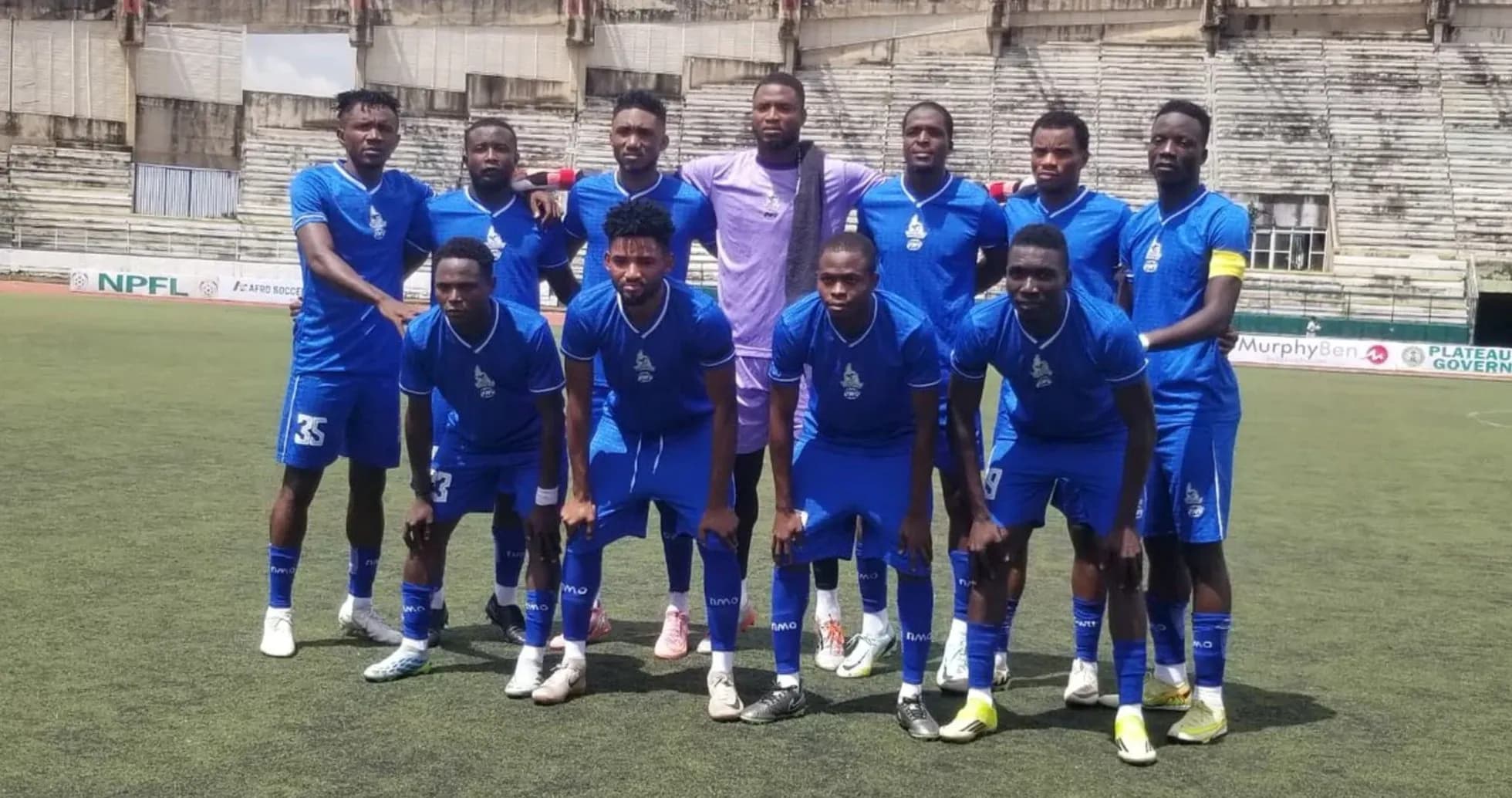 Rivers United team posing before the match Rivers United team posing before the match