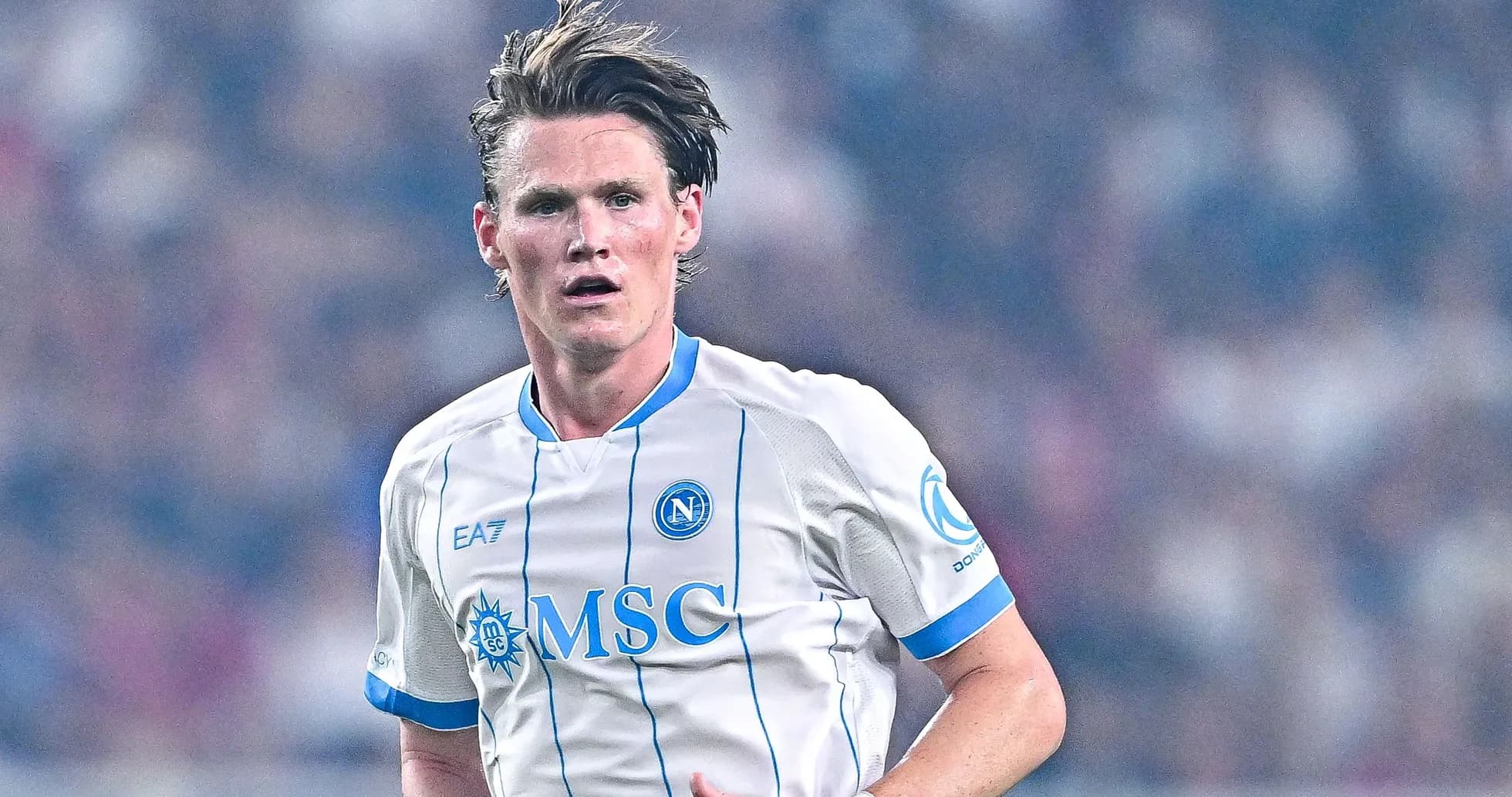Player wearing Napoli jersey during match action Player wearing Napoli jersey during match action