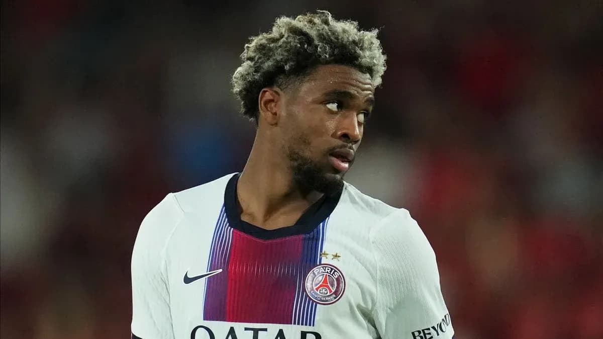 Player wearing PSG jersey during match Player wearing PSG jersey during match