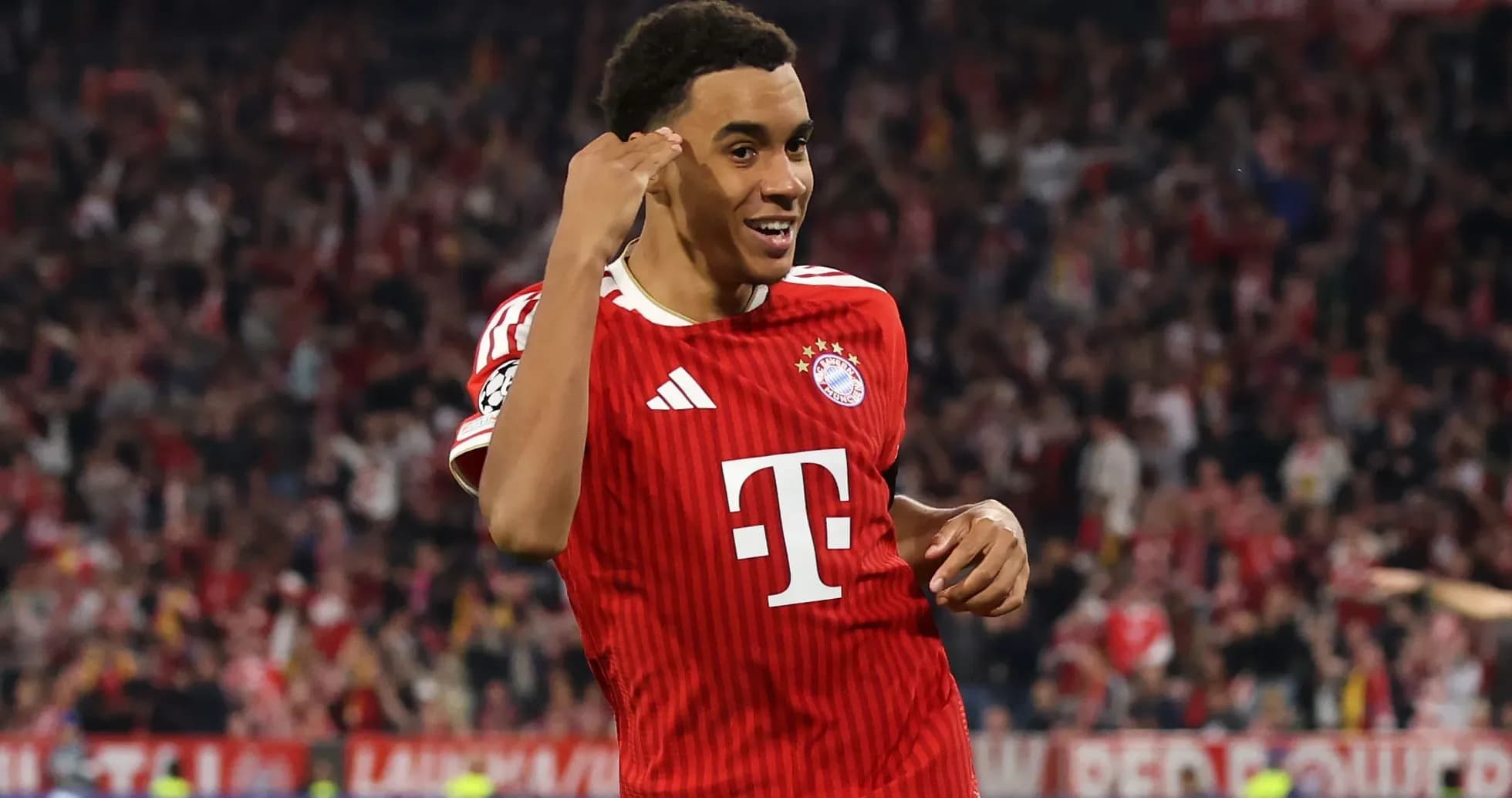 Bayern Munich player celebrating a goal Bayern Munich player celebrating a goal