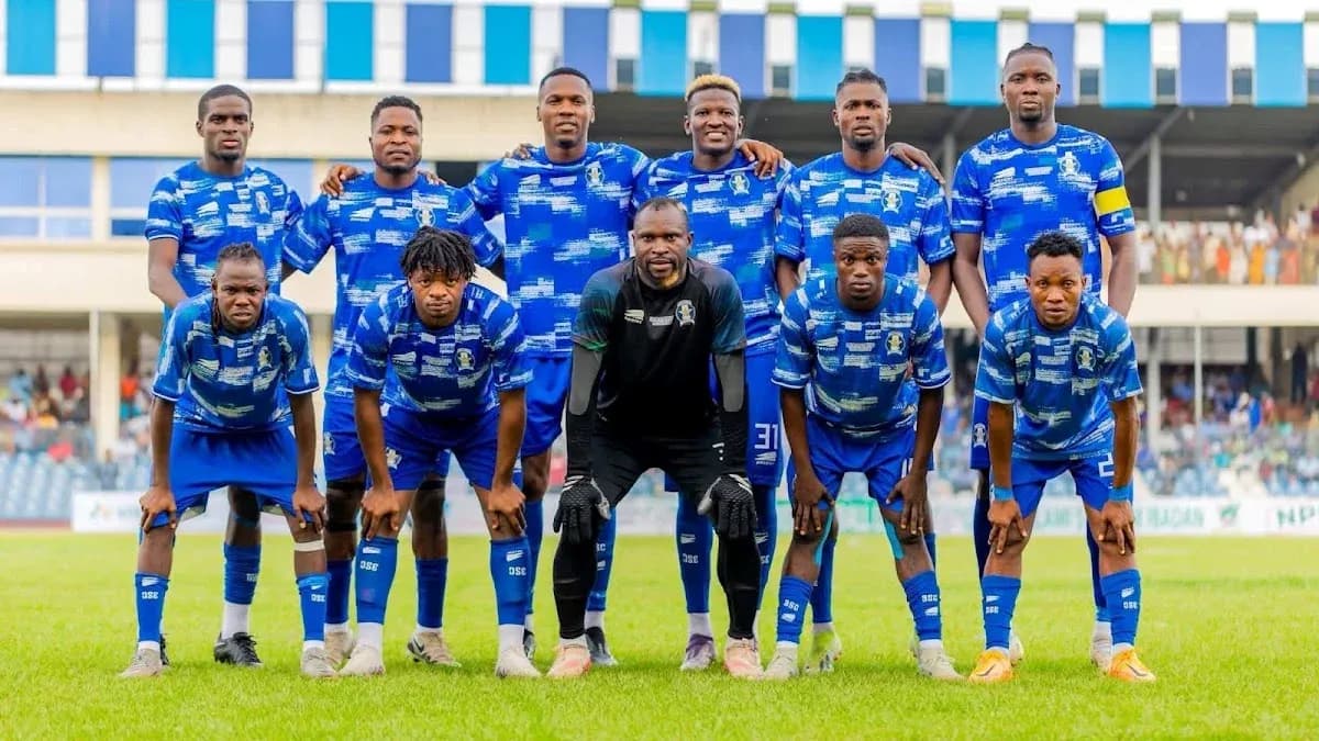 Shooting Stars team lineup before match Shooting Stars team lineup before match