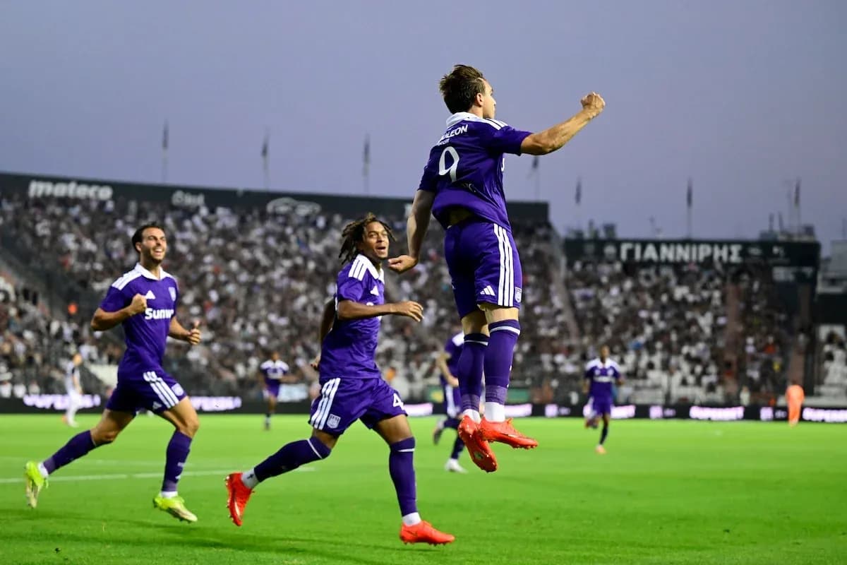 Anderlecht players celebrating a goal Anderlecht players celebrating a goal