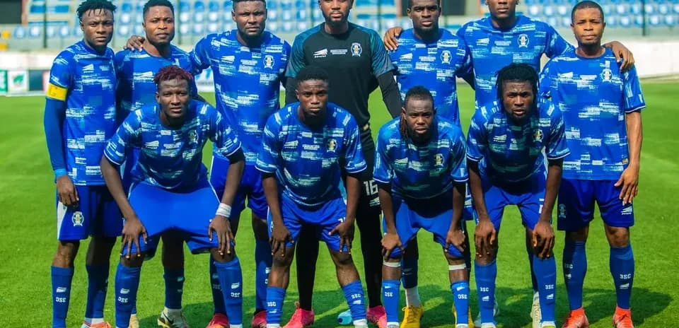 Plateau United team posing for a photo Plateau United team posing for a photo
