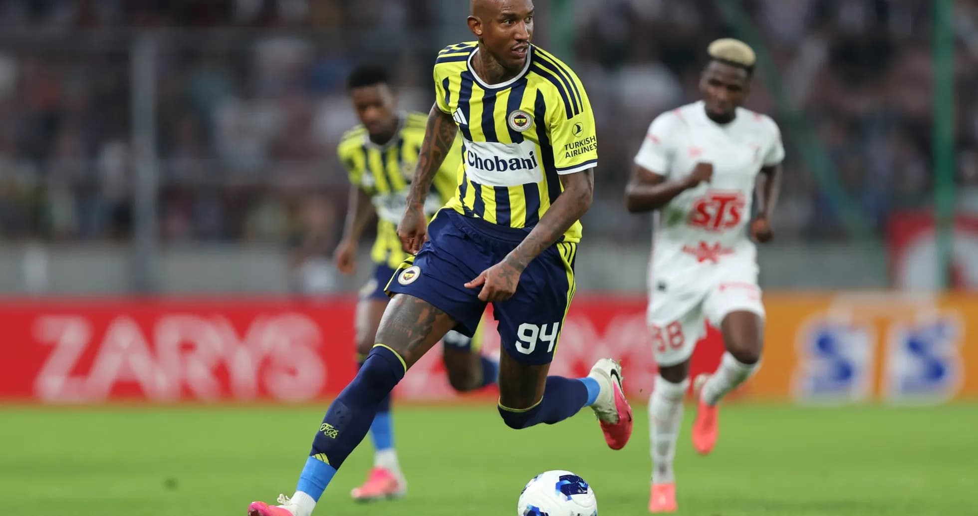 Fenerbahçe player running with the ball Fenerbahçe player running with the ball