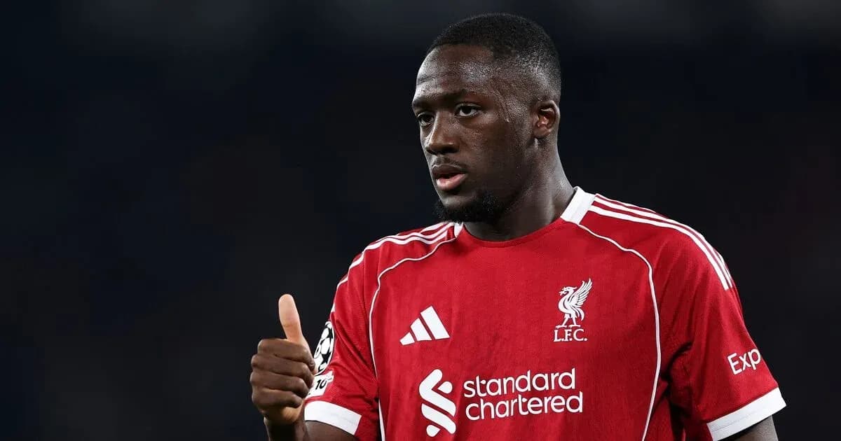 Player in Liverpool kit giving a thumbs up Player in Liverpool kit giving a thumbs up