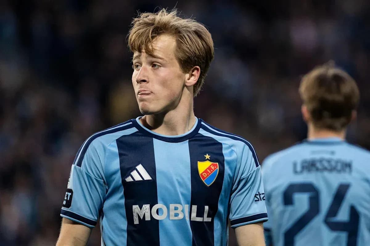 Player wearing blue jersey during match action Player wearing blue jersey during match action