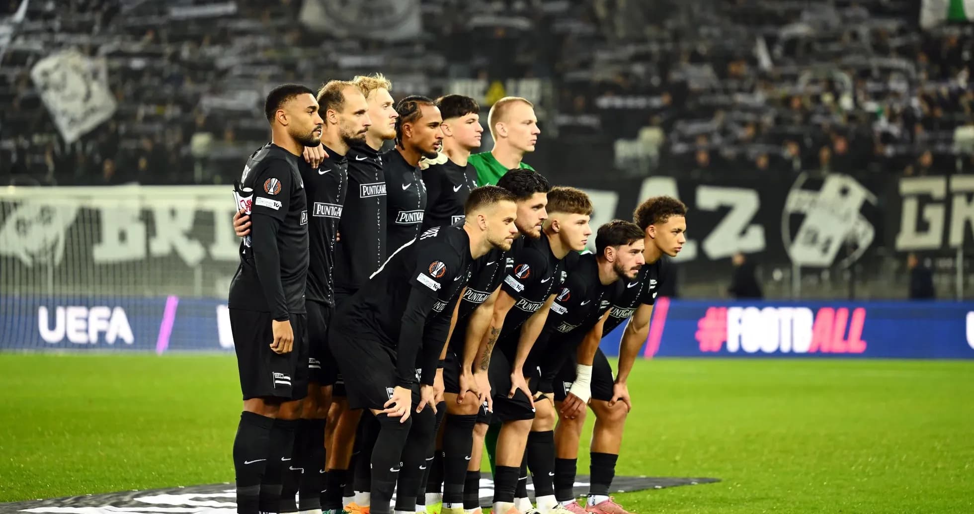 Sturm Graz team posing before the match Sturm Graz team posing before the match