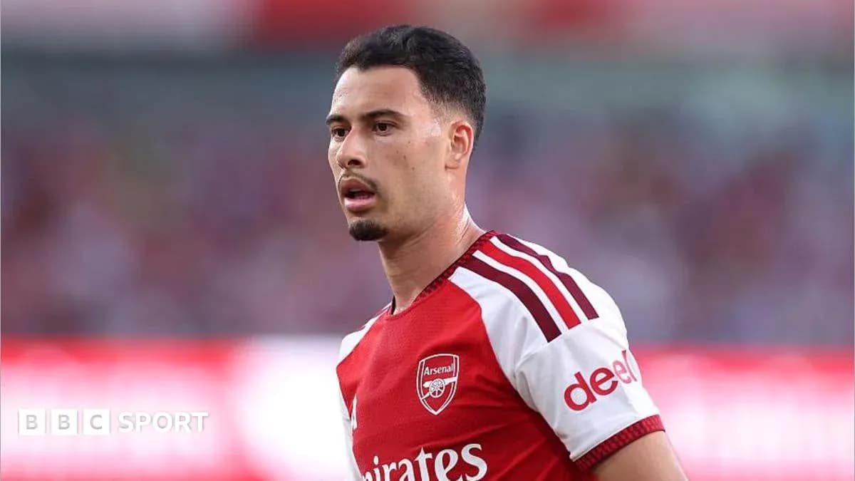 Arsenal player on the field during match Arsenal player on the field during match