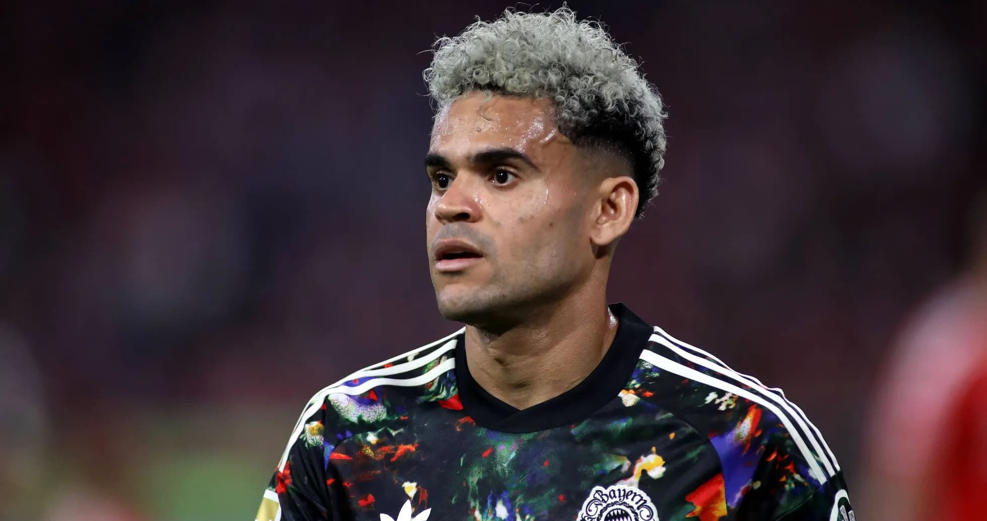 Player in colorful jersey during match Player in colorful jersey during match