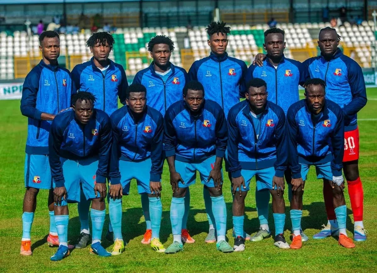Shooting Stars team lineup before NPFL match Shooting Stars team lineup before NPFL match