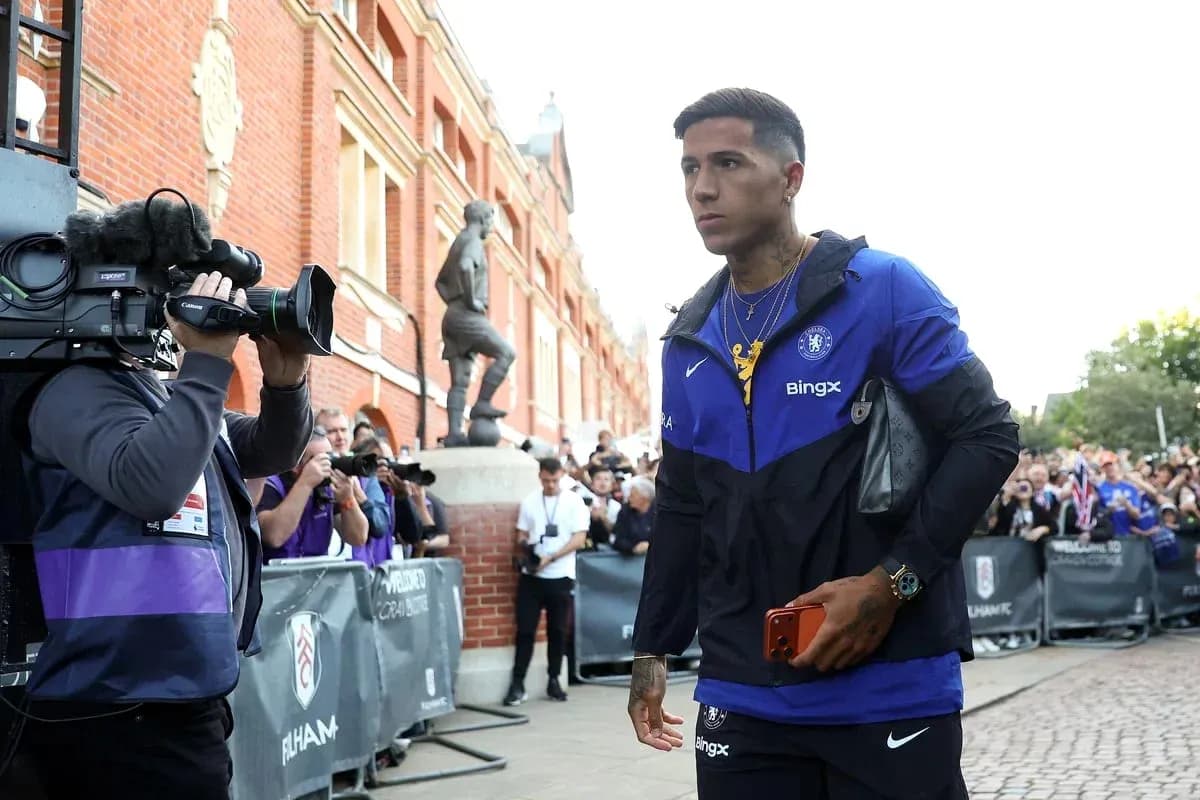 Player arriving at stadium with media presence Player arriving at stadium with media presence