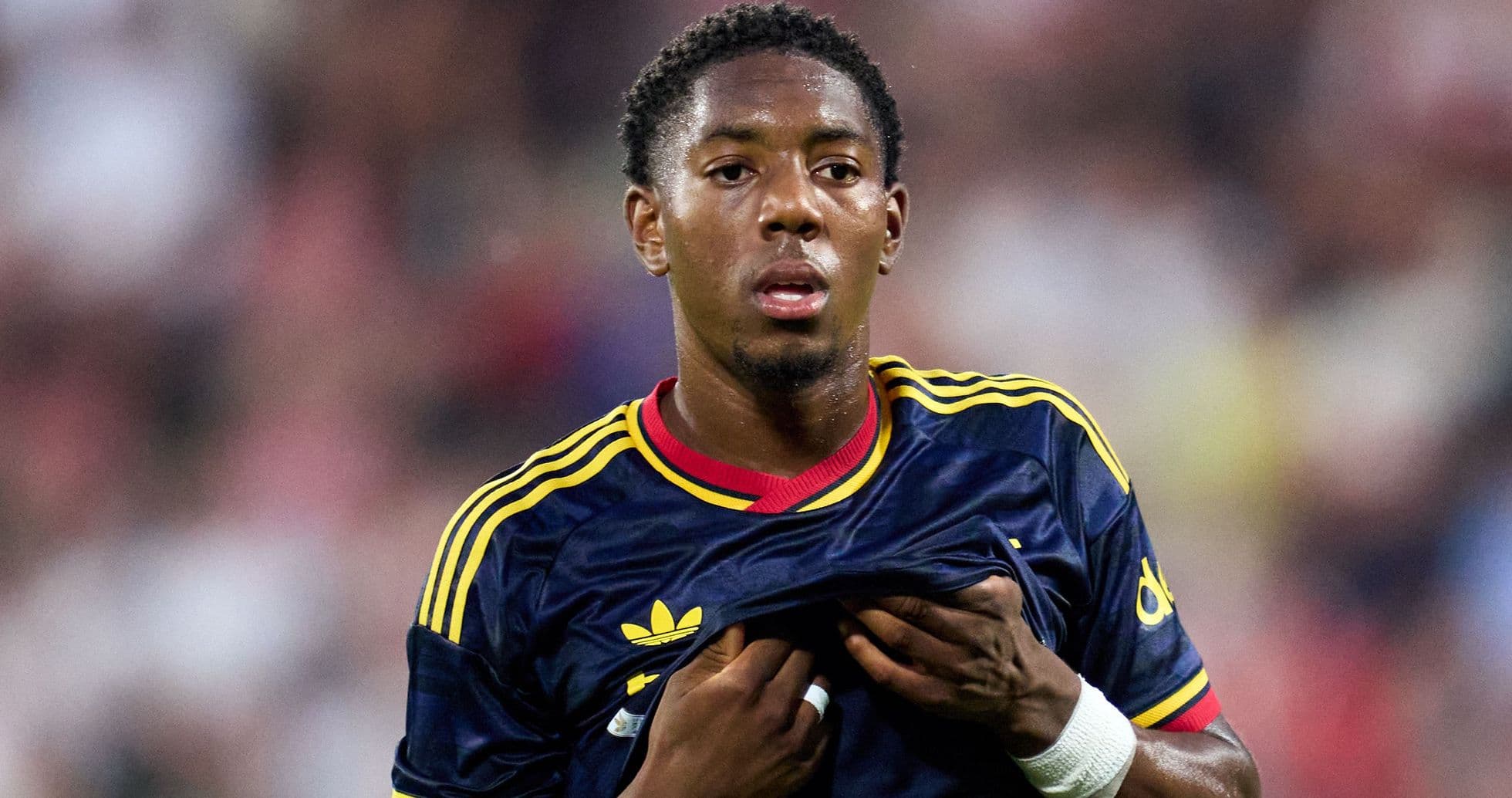Liverpool Urged to Intervene in Arsenal Midfielder Myles Lewis-Skelly's Transfer Talks Liverpool Urged to Intervene in Arsenal Midfielder Myles Lewis-Skelly's Transfer Talks