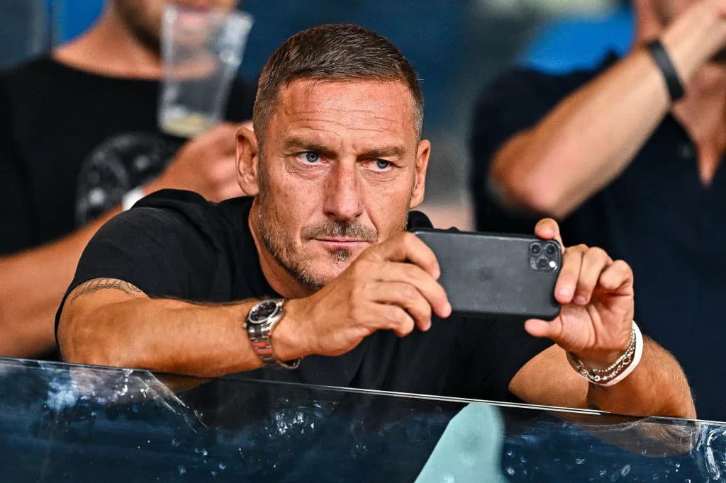 Francesco Totti Reveals Offers from Top European Clubs at Age 48 Francesco Totti Reveals Offers from Top European Clubs at Age 48