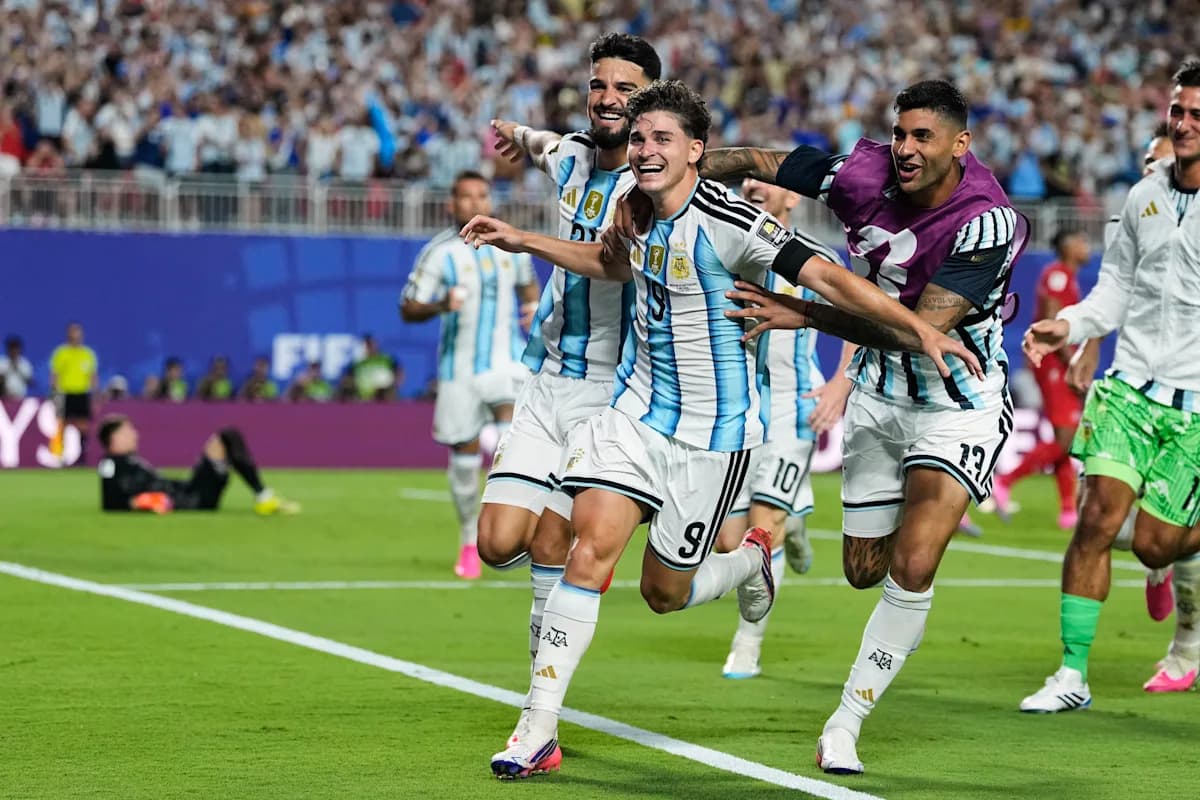 Julián Álvarez's Extra-Time Strike Sends Argentina Past Switzerland in World Cup Quarterfinals Julián Álvarez's Extra-Time Strike Sends Argentina Past Switzerland in World Cup Quarterfinals