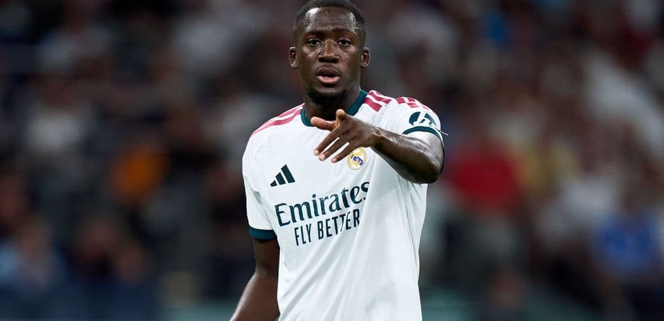 Ibrahima Konate Withdraws From France Squad Due to Knee Injury; Manchester United's Leny Yoro Called Up Ibrahima Konate Withdraws From France Squad Due to Knee Injury; Manchester United's Leny Yoro Called Up