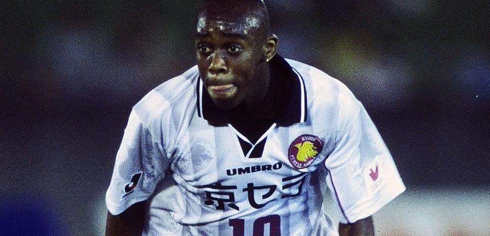 Regis Pitbull: Former Corinthians and Vasco Striker Faces Homelessness Amid Crack Addiction Regis Pitbull: Former Corinthians and Vasco Striker Faces Homelessness Amid Crack Addiction
